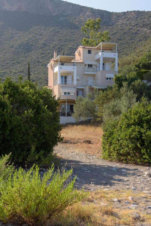 Nikole'S Villas Luxury 180M2 Tiros Exterior photo