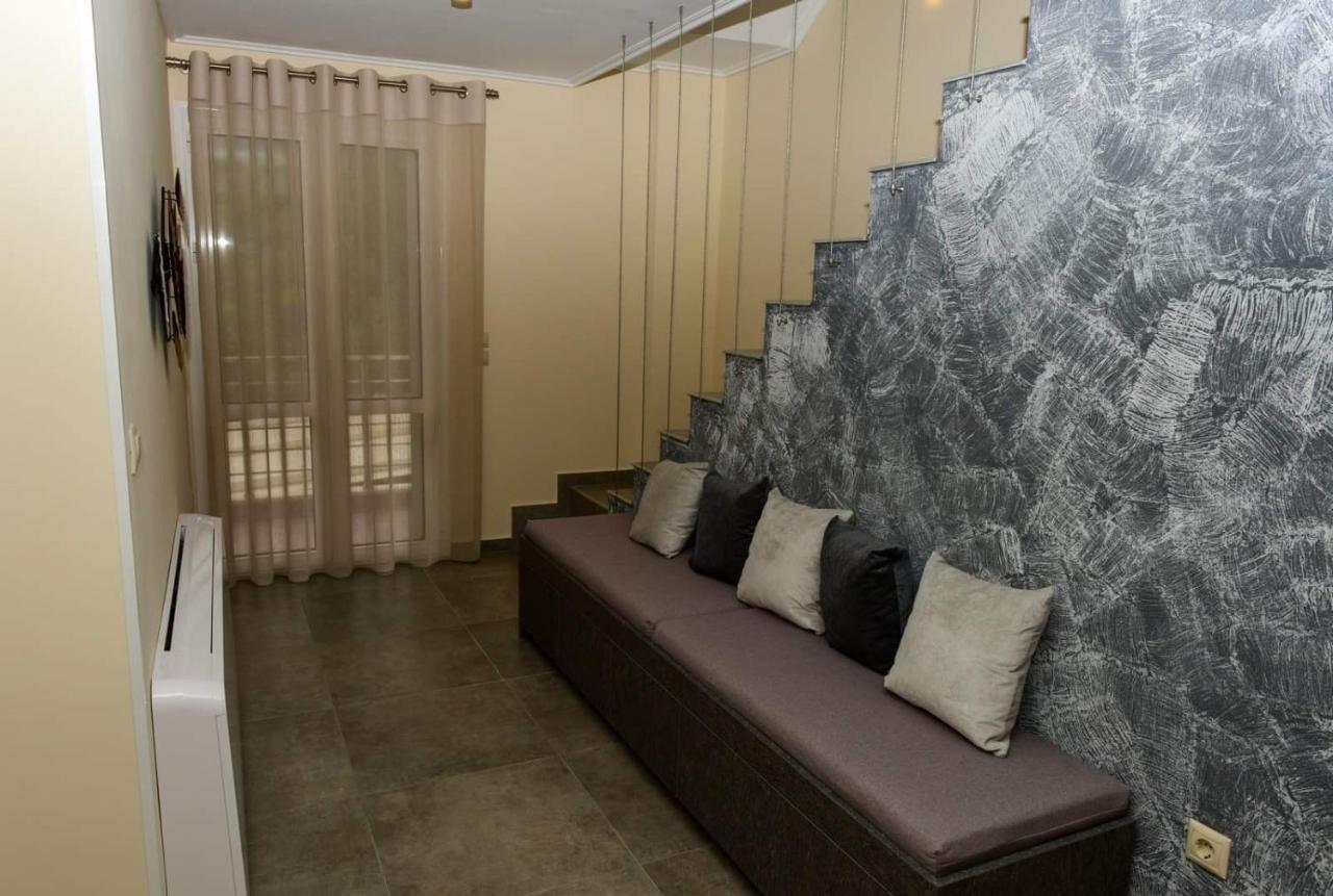 Nikole'S Villas Luxury 180M2 Tiros Exterior photo