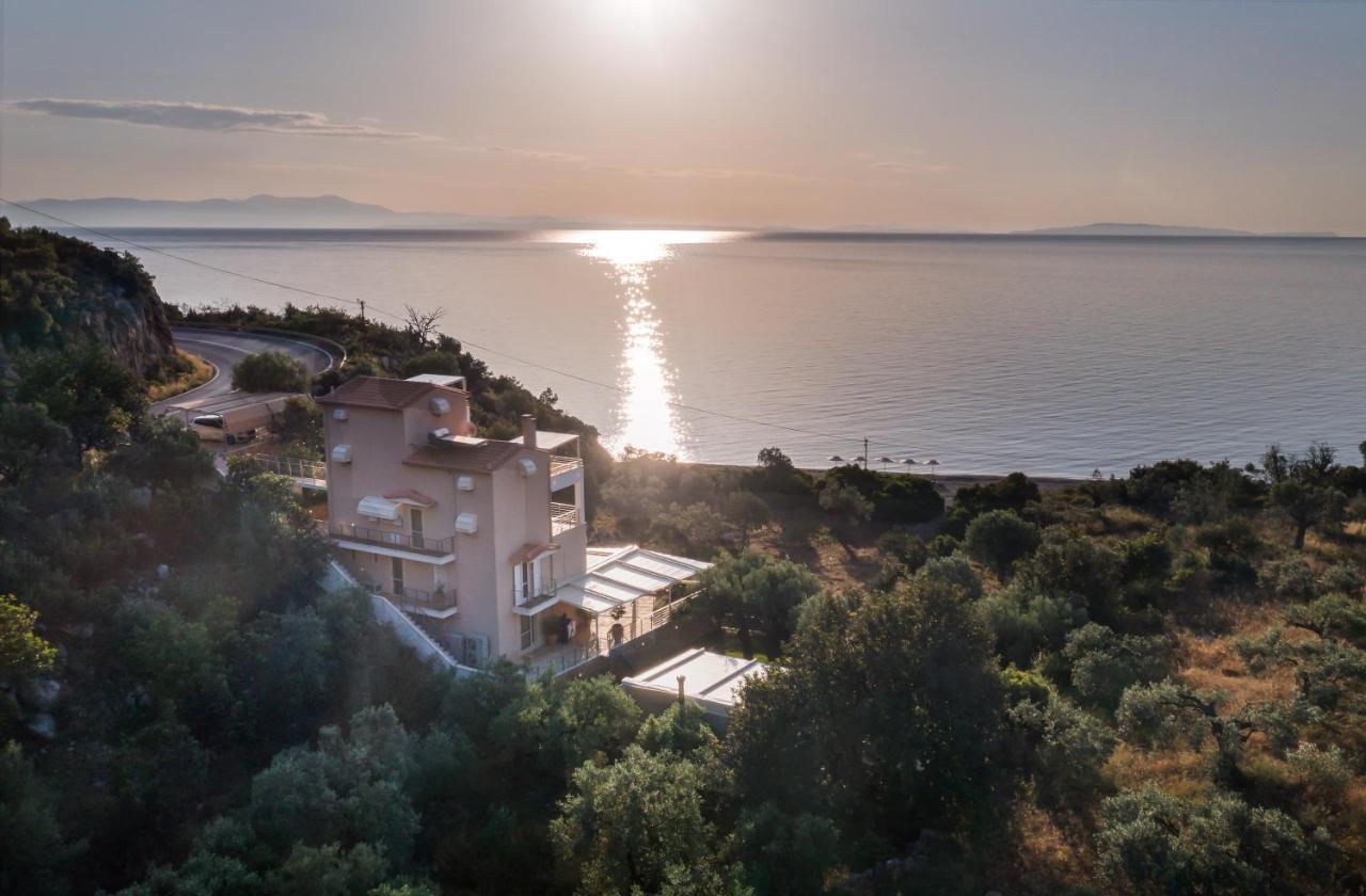 Nikole'S Villas Luxury 180M2 Tiros Exterior photo